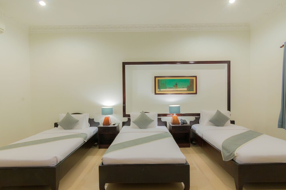 Classic Triple Room, 3 Twin Beds - Guestroom
