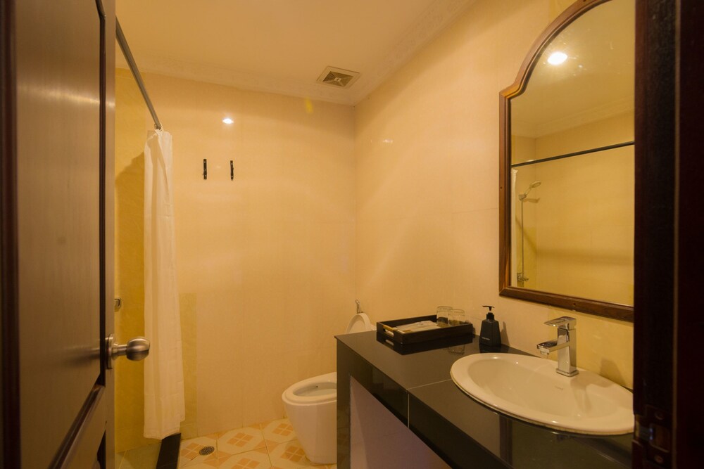 Deluxe Double Room, Private Pool - Bathroom