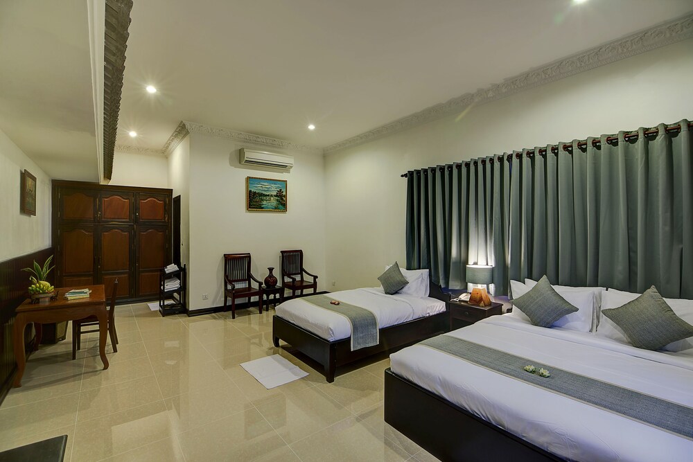 Deluxe Twin Room, 2 Twin Beds - Guestroom