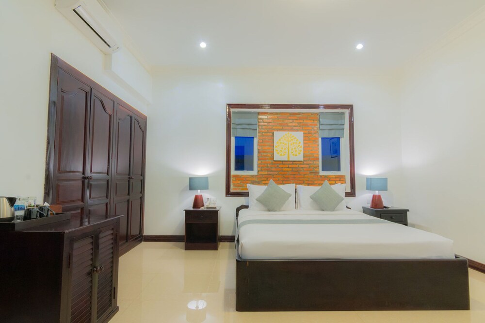 Deluxe Double Room - Guestroom