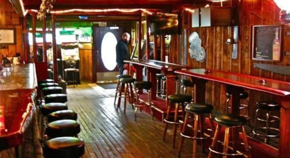Hotel Bar