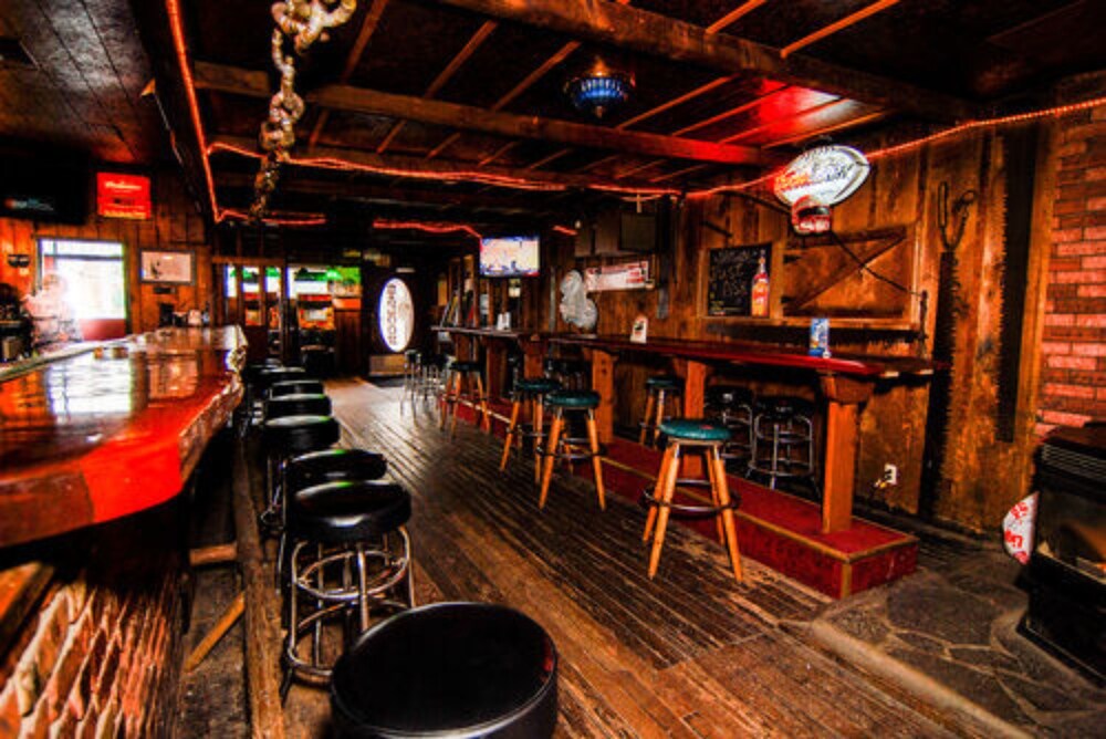 Hotel Bar
