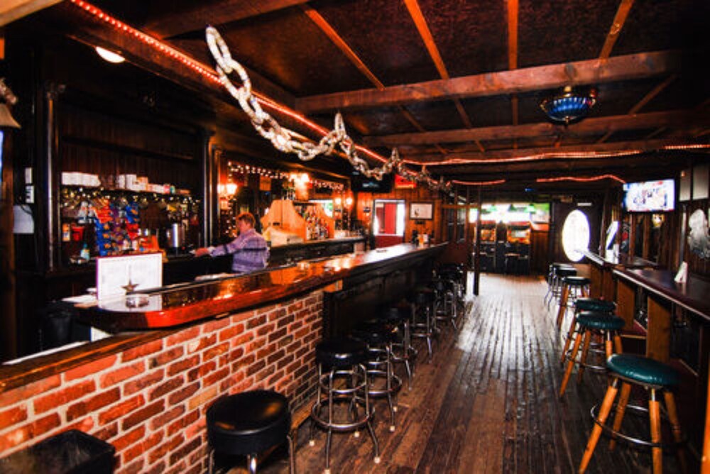 Hotel Bar