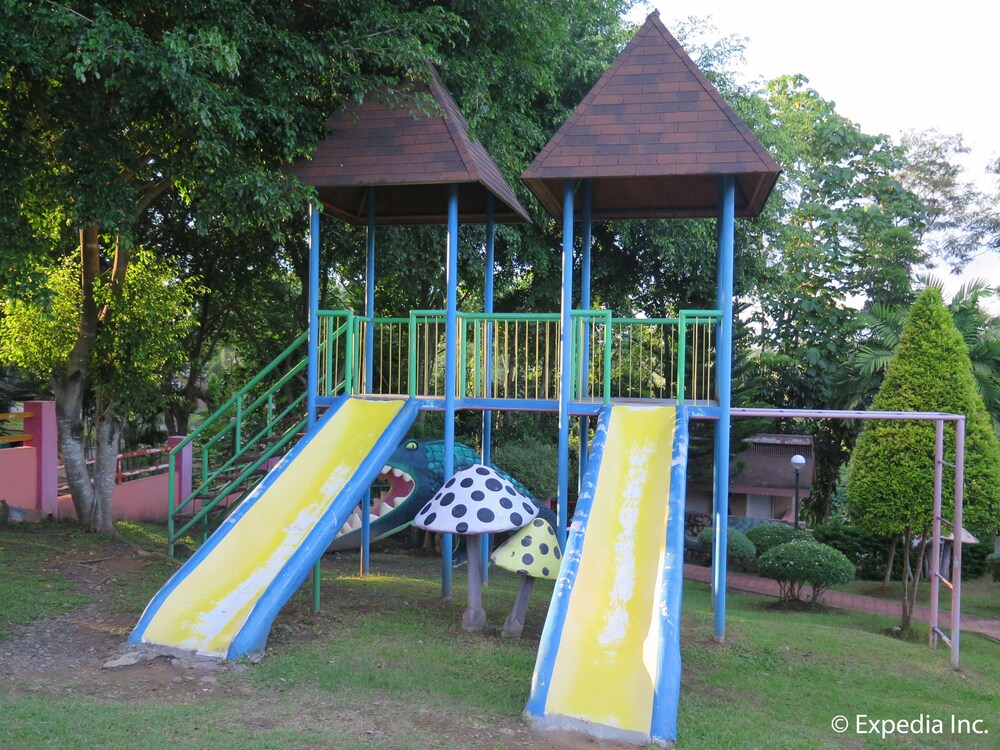 Childrens Play Area - Outdoor