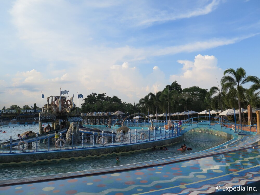 Lake View