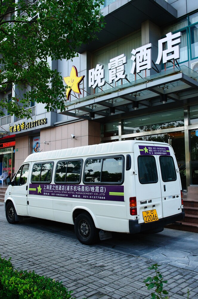 Airport Shuttle