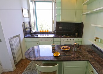 In-Room Kitchen