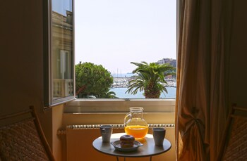 Guestroom View