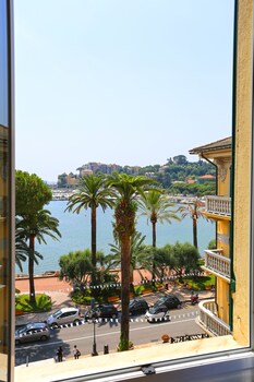 Guestroom View