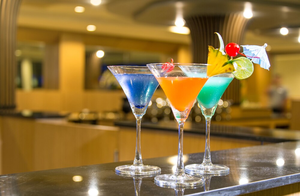 Poolside Bar