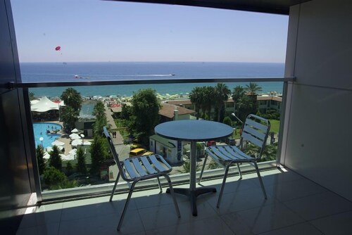 Delfino Boutique Apart Hotel