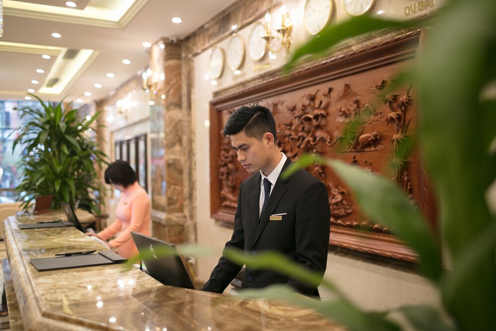 Quầy tiếp tân