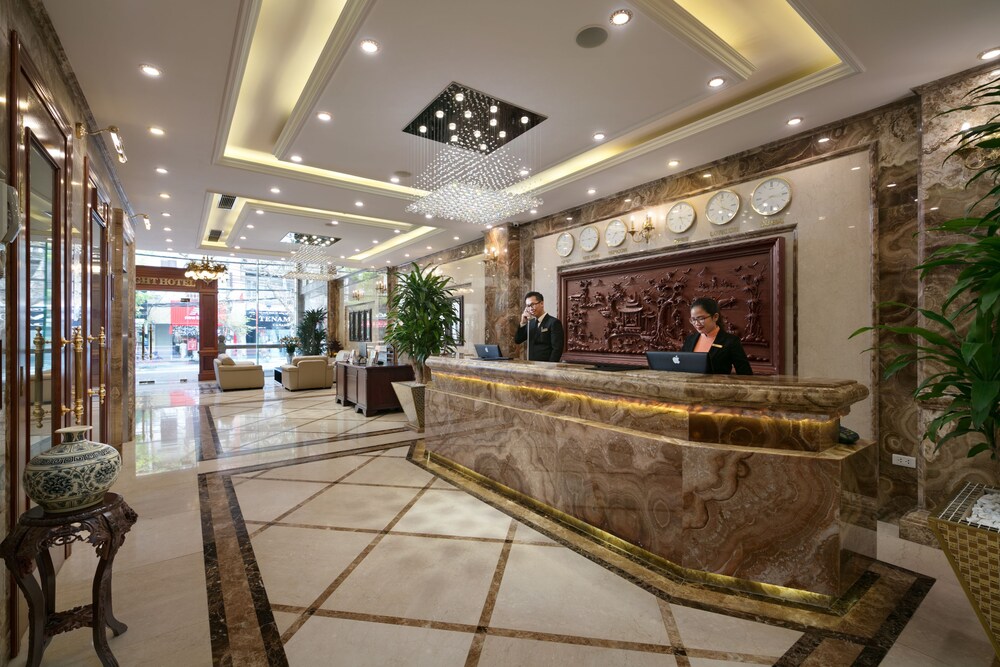 Quầy tiếp tân