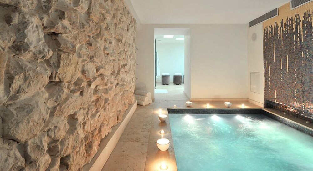 Piscine couverte