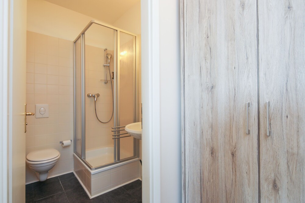 Badezimmer (Apartment, 1 Schlafzimmer, Terasse, zum Innenhof hin (Apartment 6, inkl. Endreinigungsgebühr: 40€))