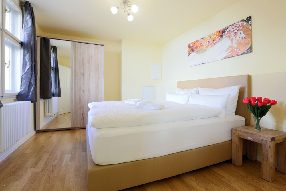 Zimmer (Apartment, 1 Schlafzimmer, zum Innenhof hin (Apartment 5, inkl. Endreinigungsgebühr: 40€))