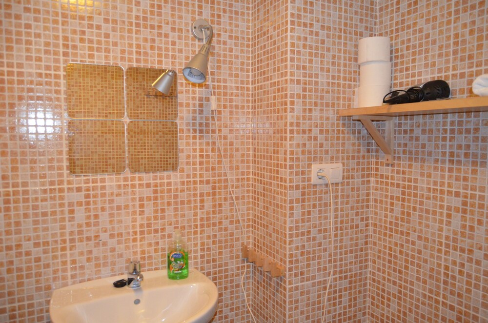 Bagno (Alloggio su due livelli, 1 camera da letto)