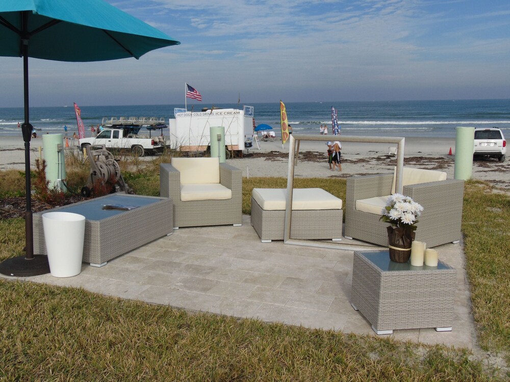 Outdoor Banquet Area