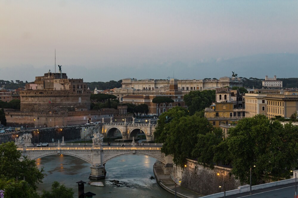 Panoramic Apartment, 1 Bedroom, Terrace, Annex Building (Salita di Sant'Onofrio 11) - Guestroom View