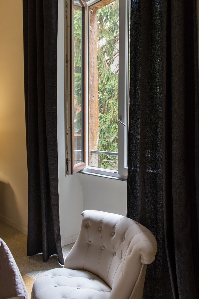 Apartment, 2 Bedrooms (Gold) - Guestroom