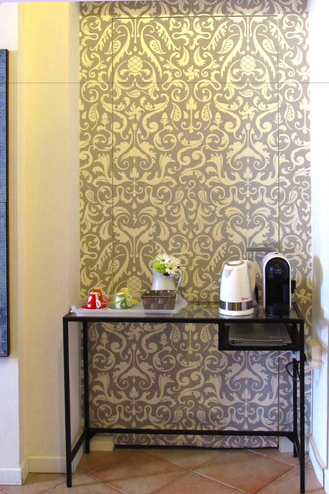 Apartment, 1 Bedroom (Silver) - Living Room