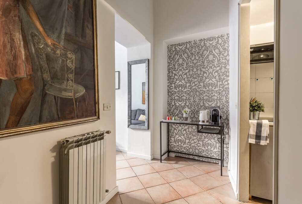 Apartment, 1 Bedroom (Silver) - Living Room