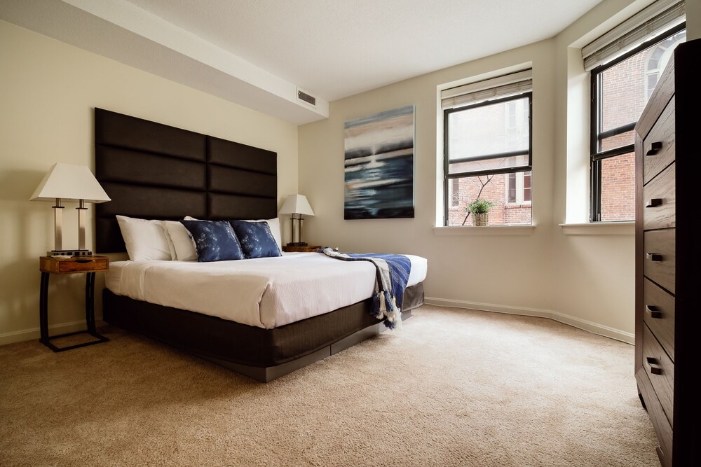 Standard Apartment, 2 Bedrooms - Guestroom