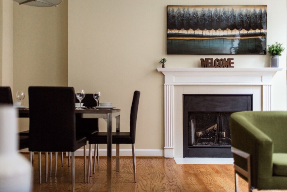 Standard Apartment, 3 Bedrooms - Living Area