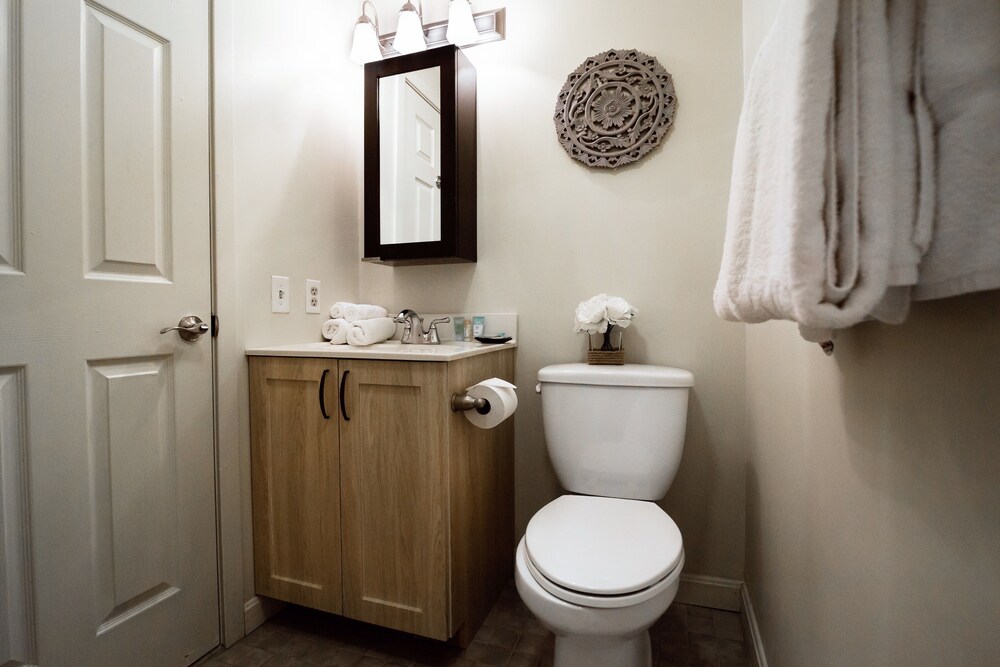 Standard Apartment, 2 Bedrooms - Bathroom