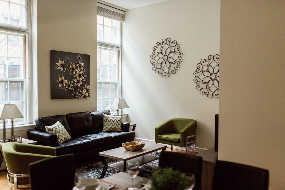 Standard Apartment, 3 Bedrooms - Living Room