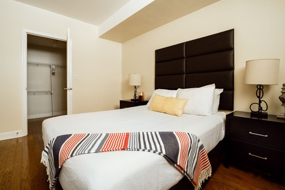 Standard Apartment, 3 Bedrooms - Guestroom