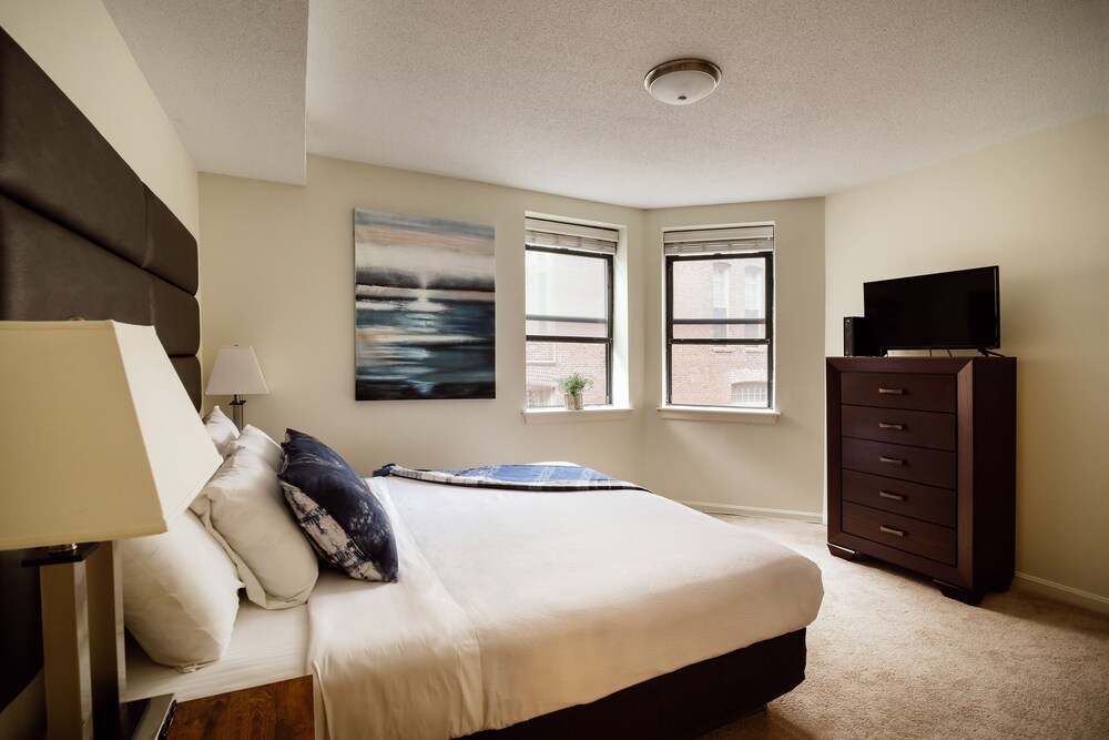 Standard Apartment, 2 Bedrooms - Guestroom