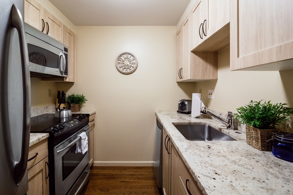 Standard Apartment, 2 Bedrooms - In-Room Kitchen