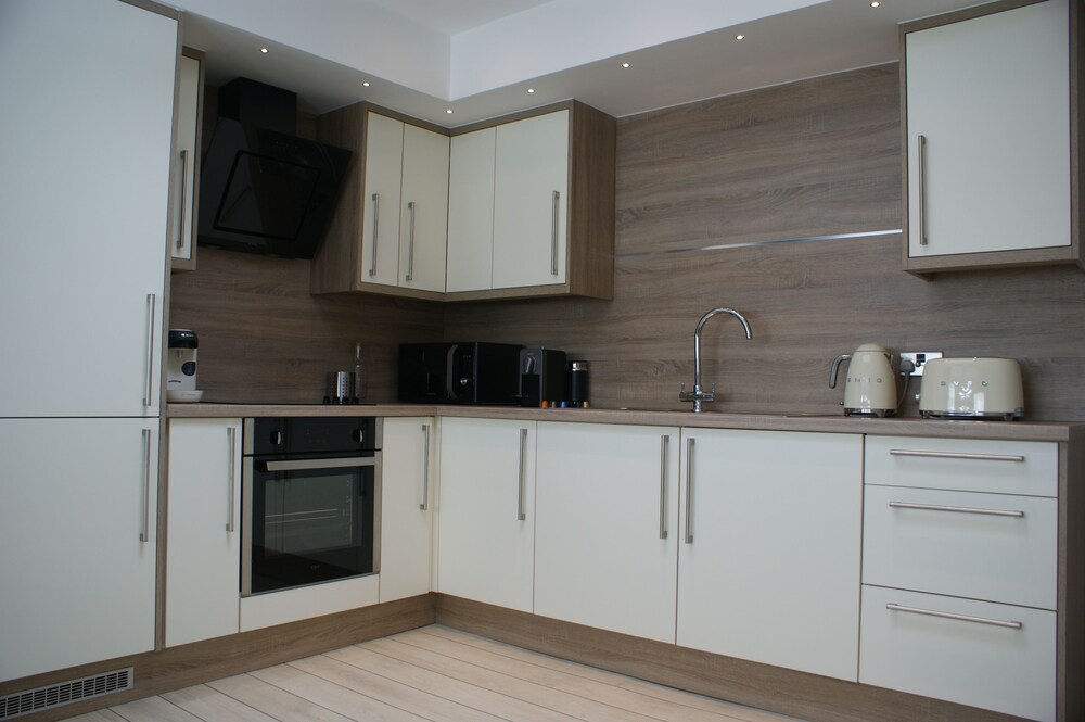 Luxury Apartment, 1 Bedroom, Concierge Service (The Amber) - In-Room Kitchen