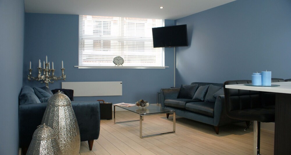 Luxury Apartment, 2 Bedrooms (The Aquamarine) - Living Area