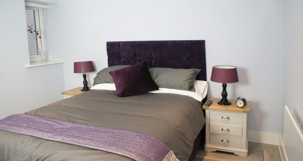 Luxury Apartment, 2 Bedrooms, City View (The Moonstone) - Guestroom