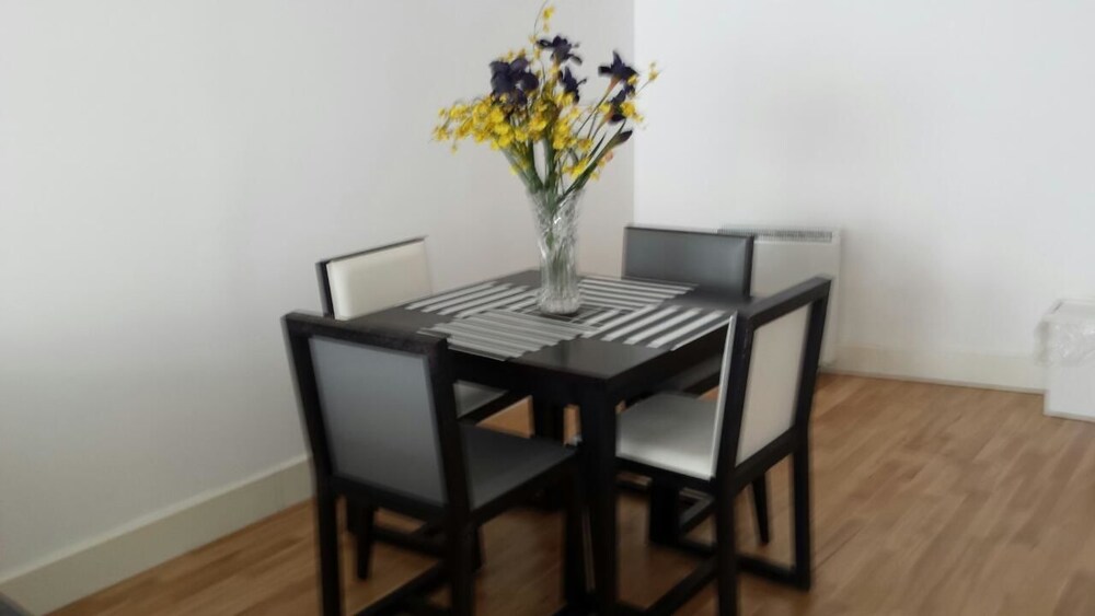 Apartment, 2 Bedrooms - In-Room Dining