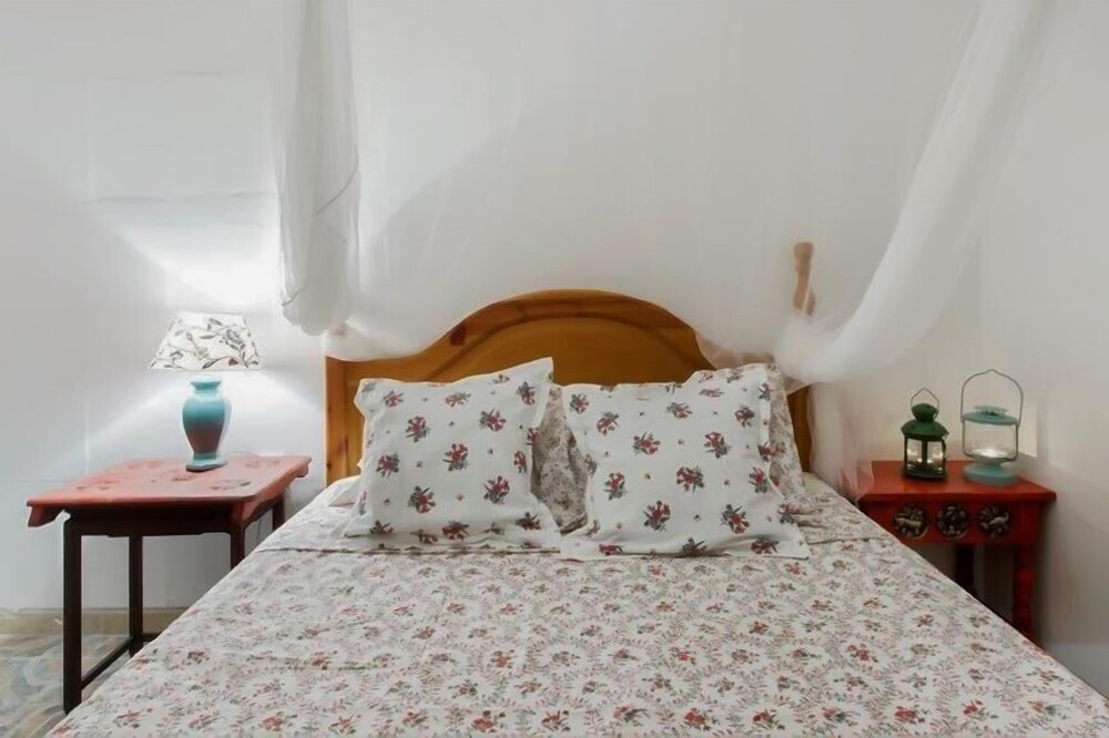 Camera (Appartamento, 6 camere da letto, vista mare, fronte mare)