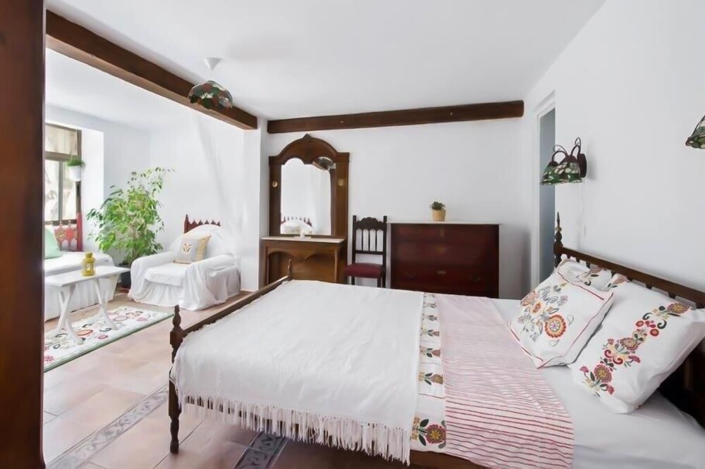 Camera (Appartamento, 6 camere da letto, vista mare, fronte mare)