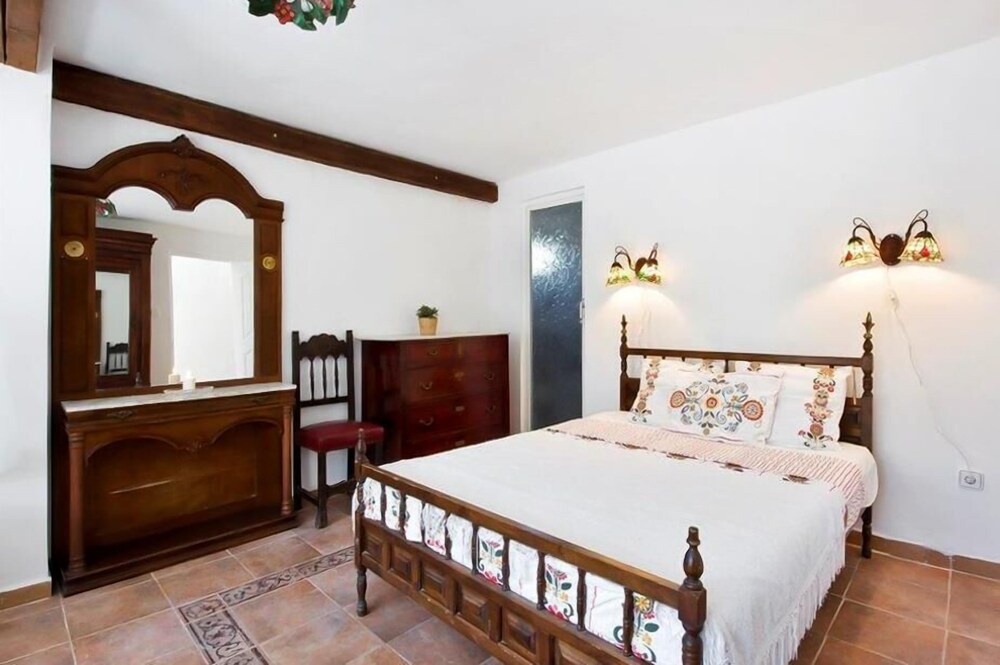 Camera (Appartamento, 6 camere da letto, vista mare, fronte mare)