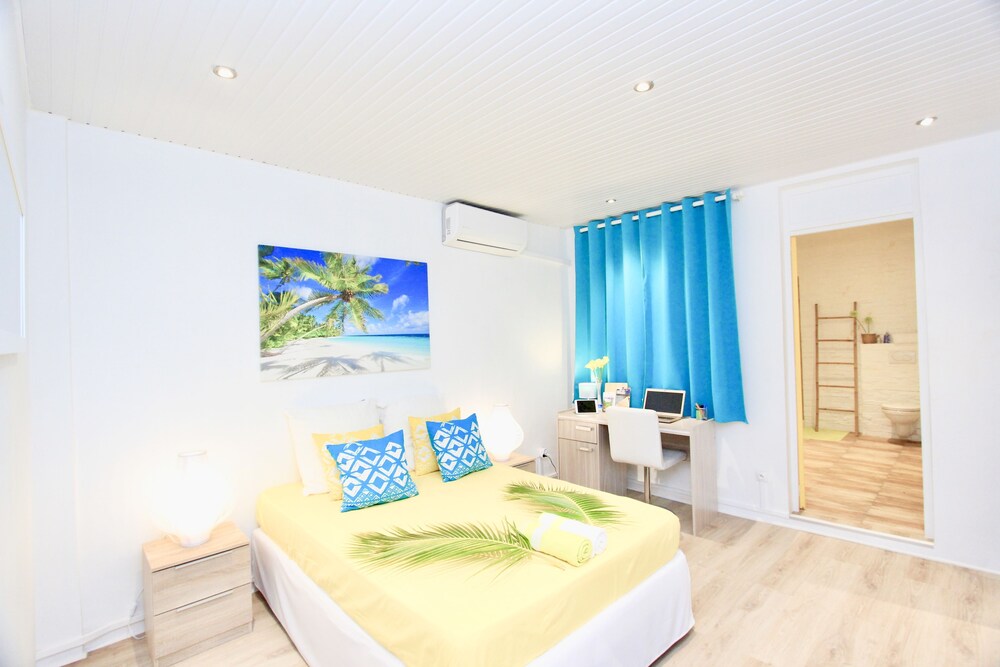 Grand Penthouse, Private Bathroom - Featured Image