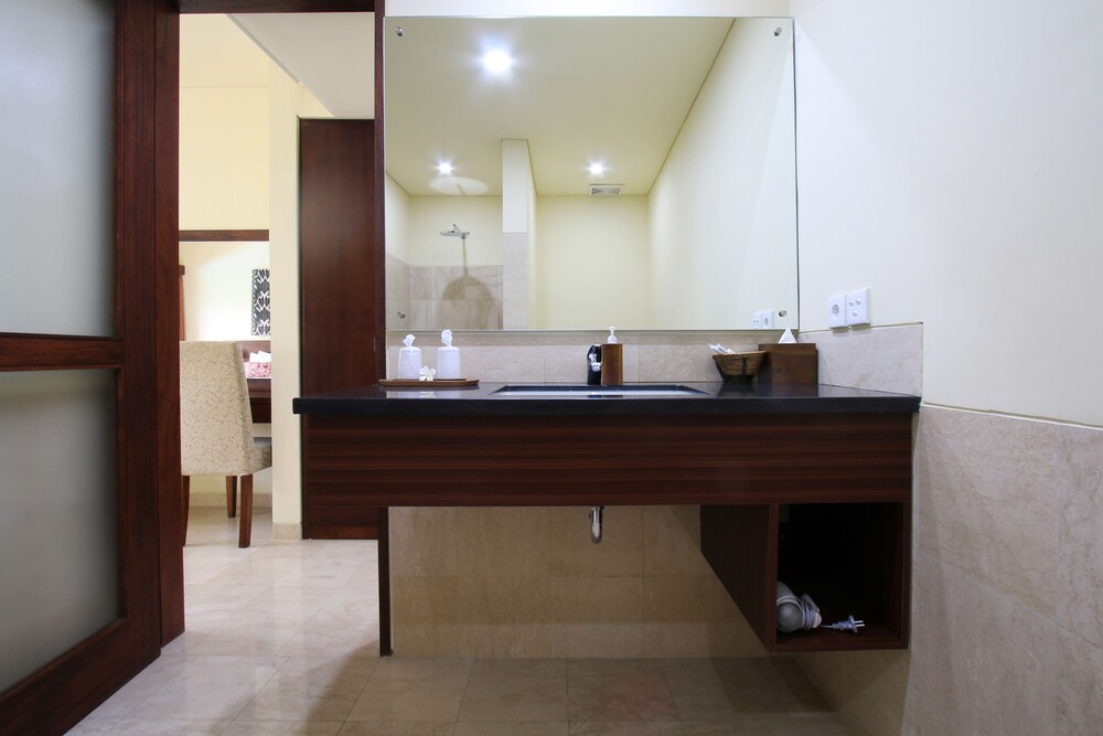 Wastafel Kamar Mandi