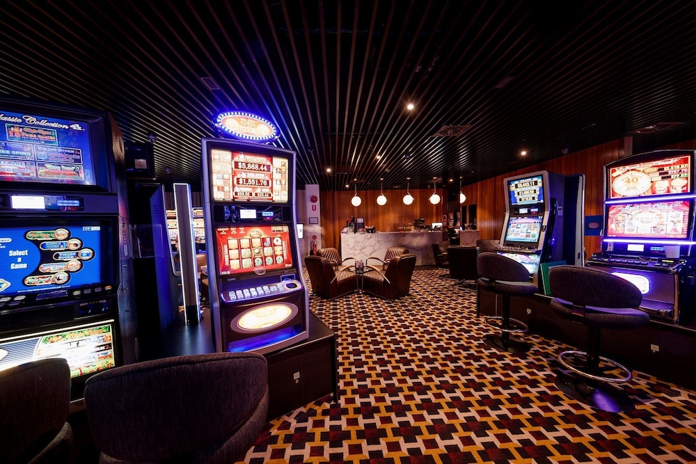 Hotel Bar