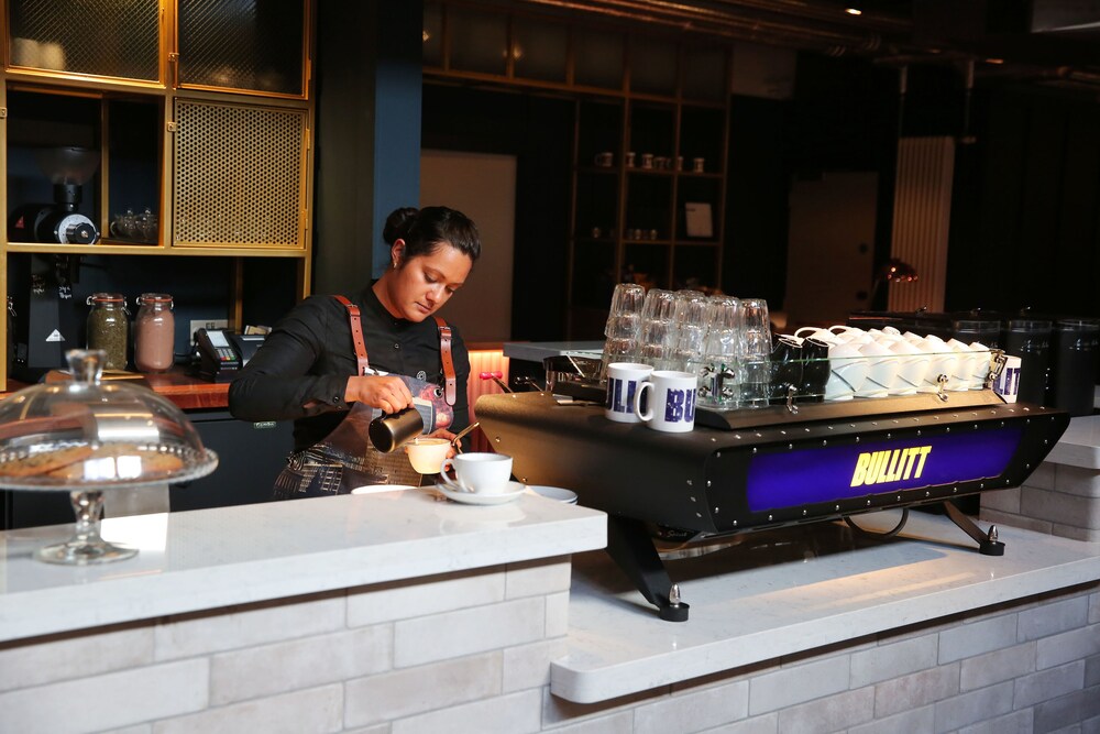 Hotel Lounge