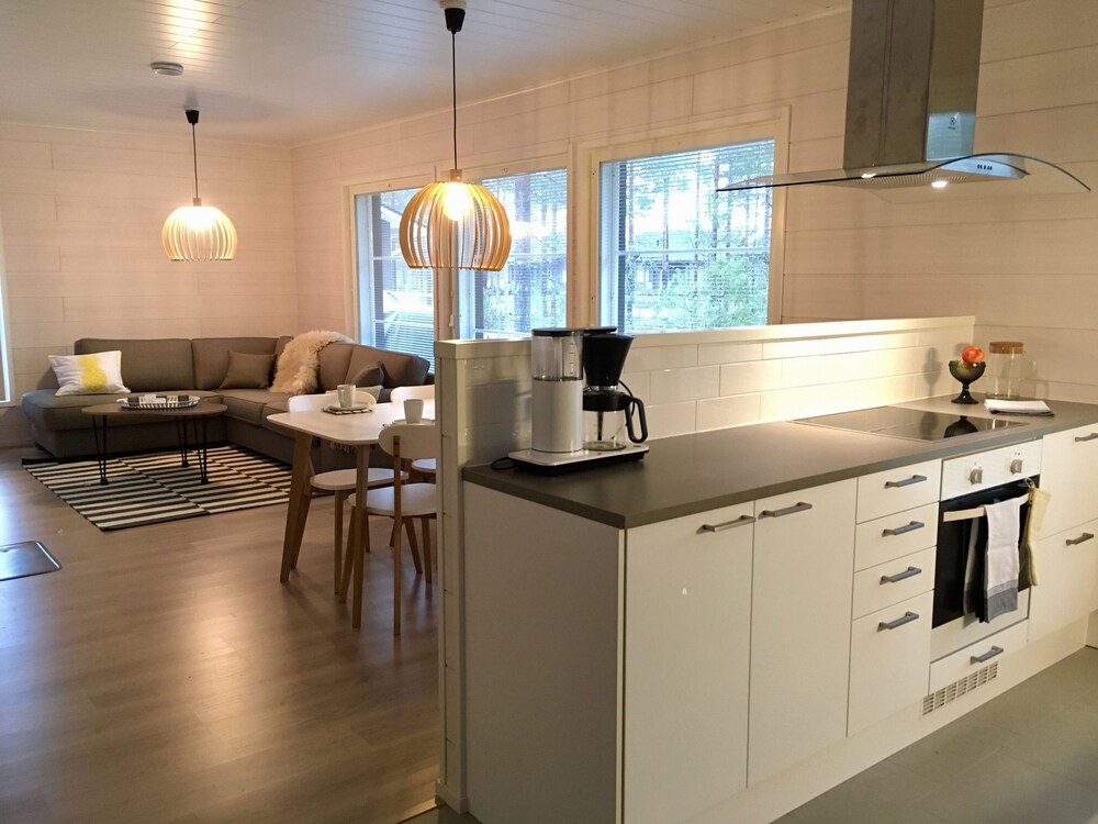 Huvila, 3 makuuhuonetta, Sauna - pääkuva