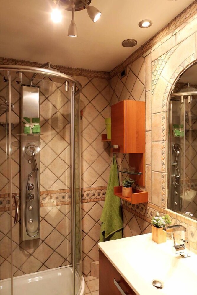 Apartment, 2 Bedrooms (Via Natale del Grande, 39) - Bathroom