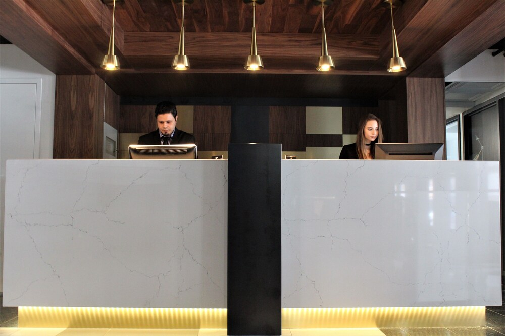 Concierge Desk