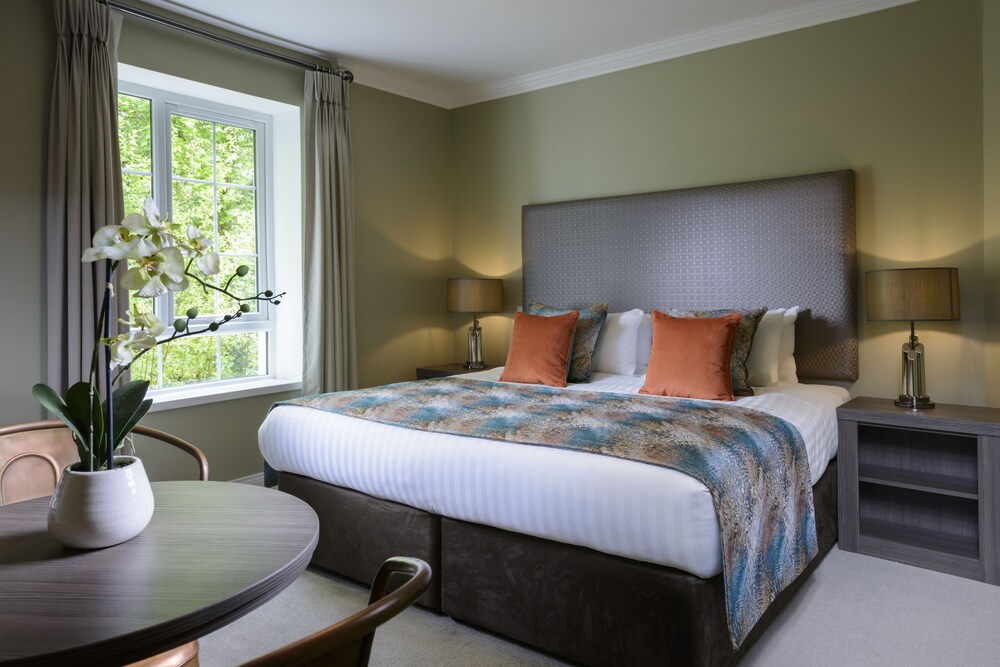 Apartment, 2 Bedrooms - Featured Image