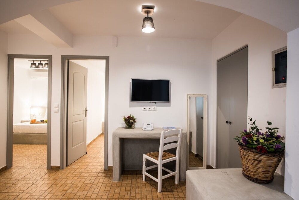 Family Apartment, 2 Bedrooms - Guestroom