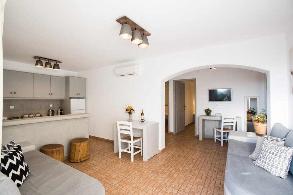 Family Apartment, 2 Bedrooms - Guestroom